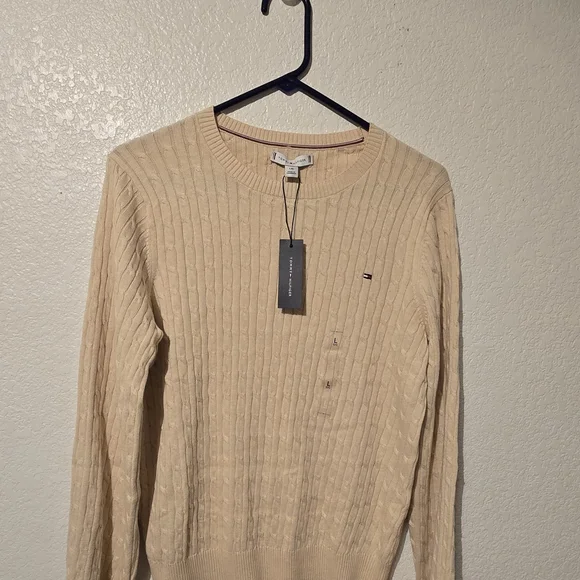 Tommy Hilfiger Beige Cable Knit Sweater - Picture 2 of 10